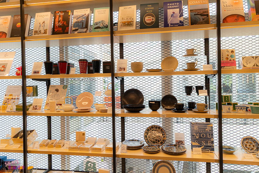 大推TSUTAYA BOOKSTORE販售的精釀可樂、WIRED CAFE和洋重箱料理超美味，餐車聚落、城市生活市集超好逛