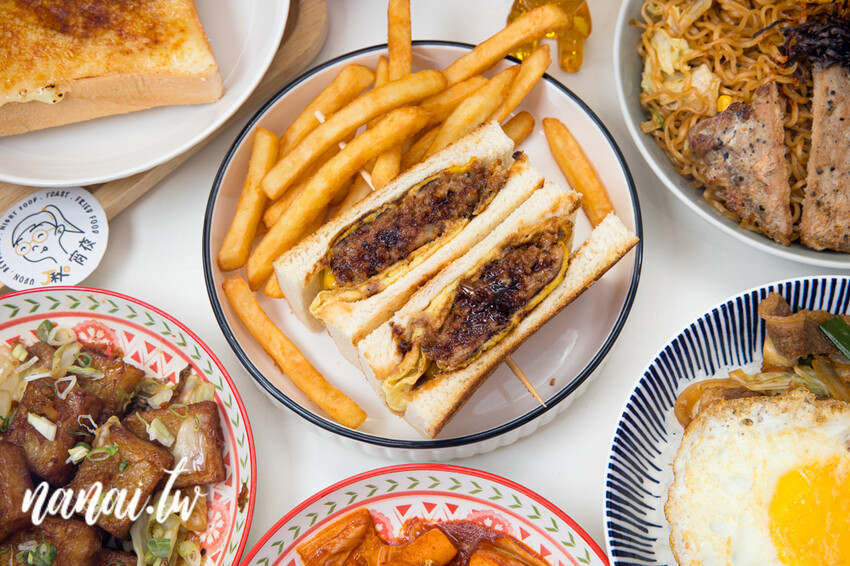 彰化市jo揪宵夜！營業到半夜兩點宵夜場！必點烤布蕾厚片和手工漢堡排起司蛋吐司。價格幾乎百元有找，內用有冷氣吹