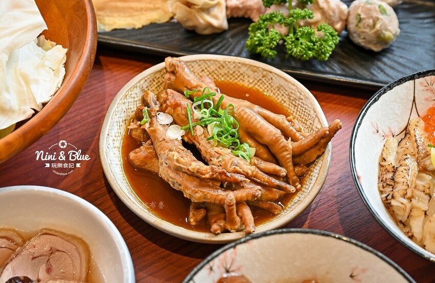 台中老宅餐廳,上萬元花膠入鍋的雞湯濃厚黏唇,有包廂、寵物友善