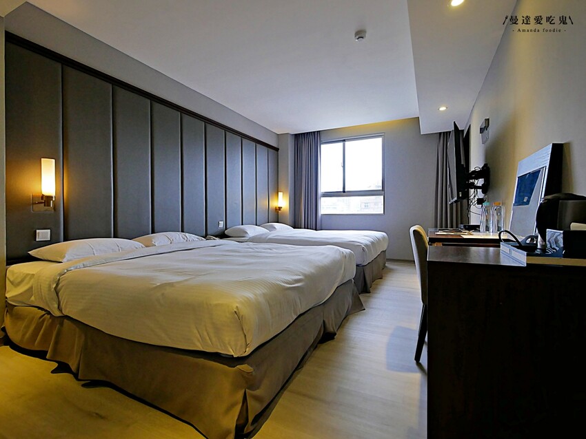 2024全新開幕!房價超值、早餐豐盛的舒適飯店開箱「河堤漫旅自立館」餐廳美到直接開拍網美照!高雄三民區住宿|高雄飯店推薦 - 曼達愛吃鬼