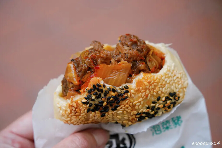 傳承四代80年炭烤胡椒餅「丞祖胡椒餅永和店」，捷運頂溪站外送