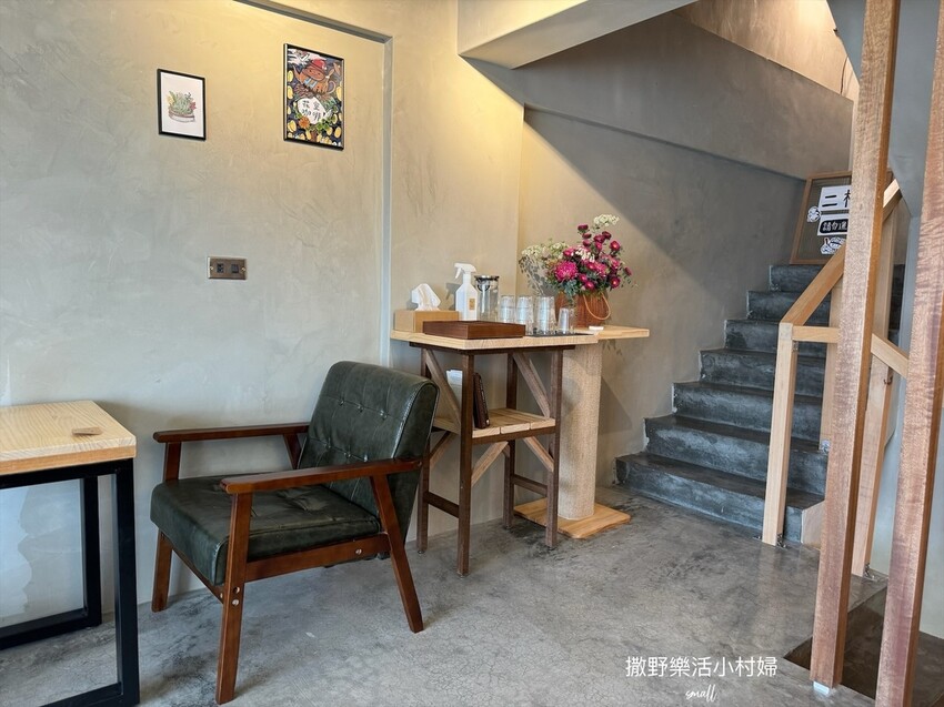 員山【花室咖啡】花藝&插畫的質感空間，推薦必點招牌厚鬆餅和布