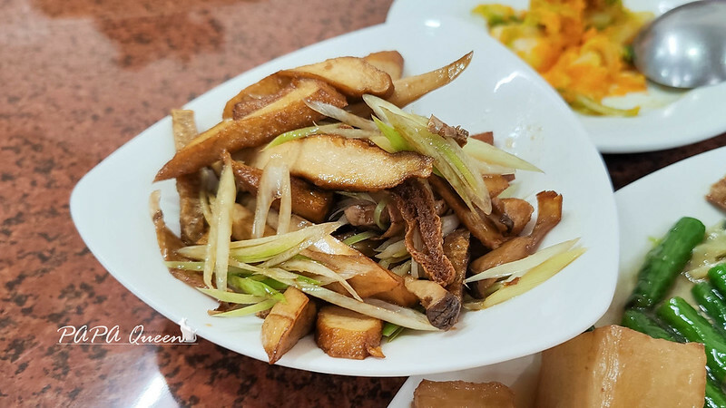 台中市西屯區台中｜感恩健康素食現炒 -熱炒系素食 鍋氣香味十足簡餐$130