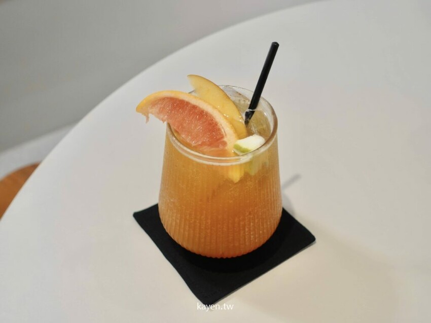 【台中東區】嶼里 With You｜菜單｜台中火車站早午餐｜質感風格超好拍！