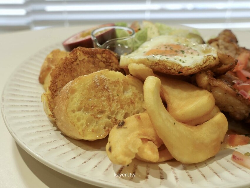 【台中東區】嶼里 With You｜菜單｜台中火車站早午餐｜質感風格超好拍！