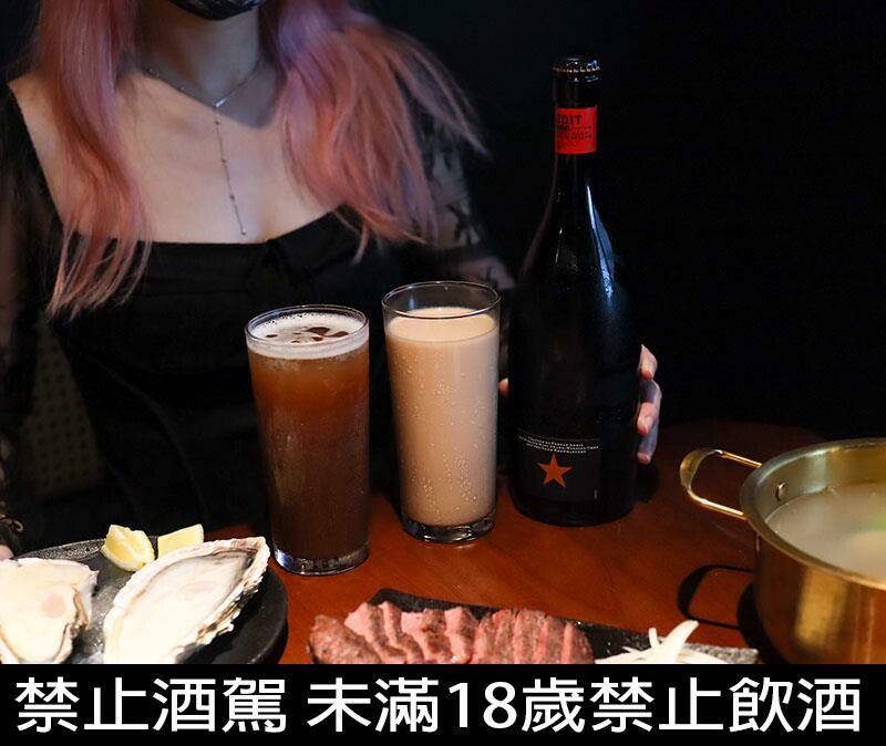 新竹巨城周邊美食！黑色老宅WULI ISLAND LAB日式炭烤串燒、牛排，老宅氛圍超Chill