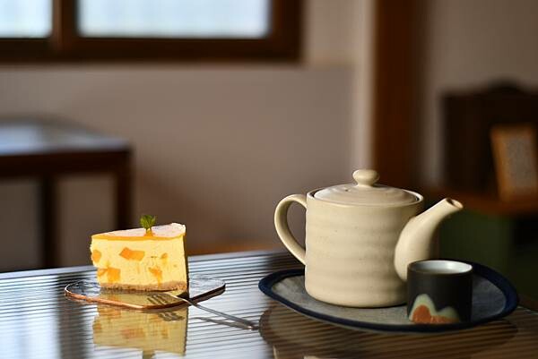 台南市安平區【台南安平區】枋子林甜點語言～喝茶、甜點、聊天、獨活，安平巷弄裡很棒的藝文空間。