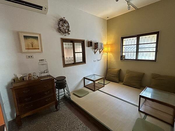 台南市安平區【台南安平區】枋子林甜點語言～喝茶、甜點、聊天、獨活，安平巷弄裡很棒的藝文空間。