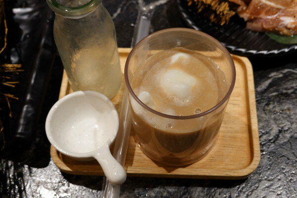 桃園市桃園區燒肉新霸主登場!野村燒肉桃園店讓你一次吃遍150道美味,全日營業無午休的燒肉天堂,生啤酒、哈根吃到爽