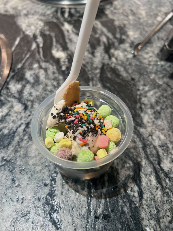 桃園市桃園區燒肉新霸主登場!野村燒肉桃園店讓你一次吃遍150道美味,全日營業無午休的燒肉天堂,生啤酒、哈根吃到爽