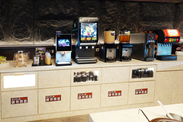 桃園市桃園區燒肉新霸主登場!野村燒肉桃園店讓你一次吃遍150道美味,全日營業無午休的燒肉天堂,生啤酒、哈根吃到爽