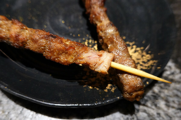 桃園市桃園區燒肉新霸主登場!野村燒肉桃園店讓你一次吃遍150道美味,全日營業無午休的燒肉天堂,生啤酒、哈根吃到爽