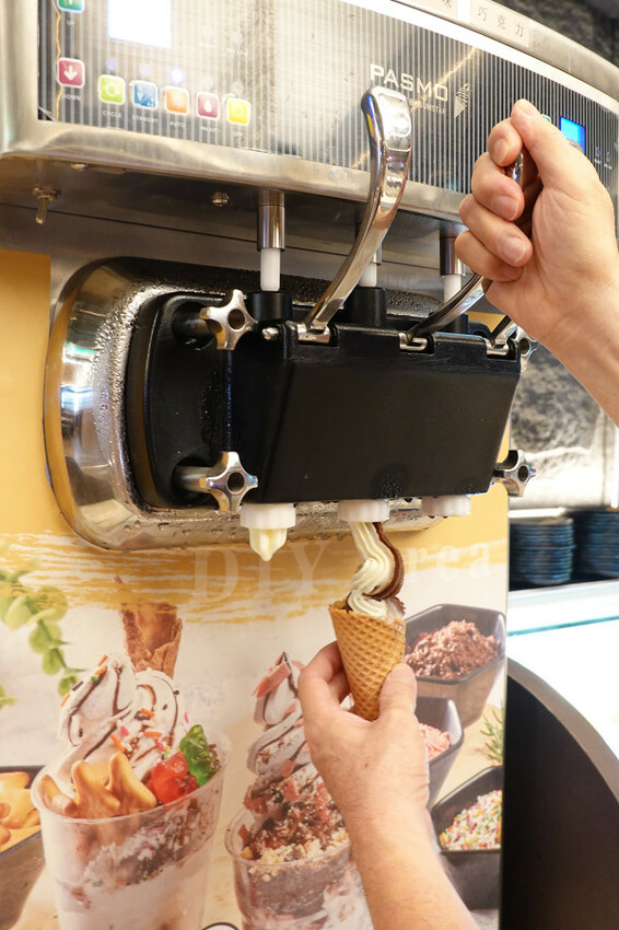 桃園市桃園區燒肉新霸主登場!野村燒肉桃園店讓你一次吃遍150道美味,全日營業無午休的燒肉天堂,生啤酒、哈根吃到爽