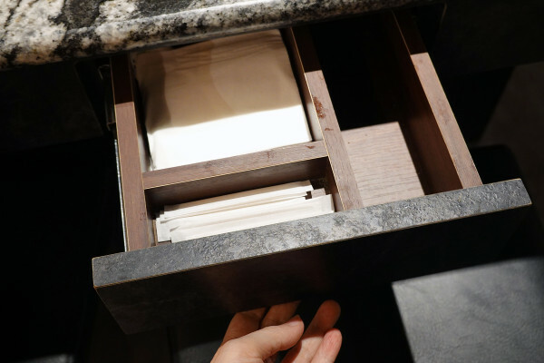 桃園市桃園區燒肉新霸主登場!野村燒肉桃園店讓你一次吃遍150道美味,全日營業無午休的燒肉天堂,生啤酒、哈根吃到爽