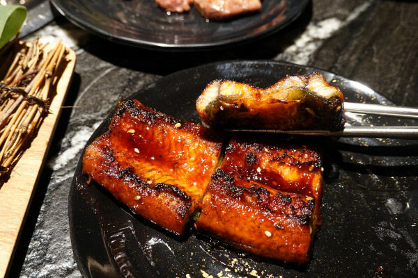 桃園市桃園區燒肉新霸主登場!野村燒肉桃園店讓你一次吃遍150道美味,全日營業無午休的燒肉天堂,生啤酒、哈根吃到爽