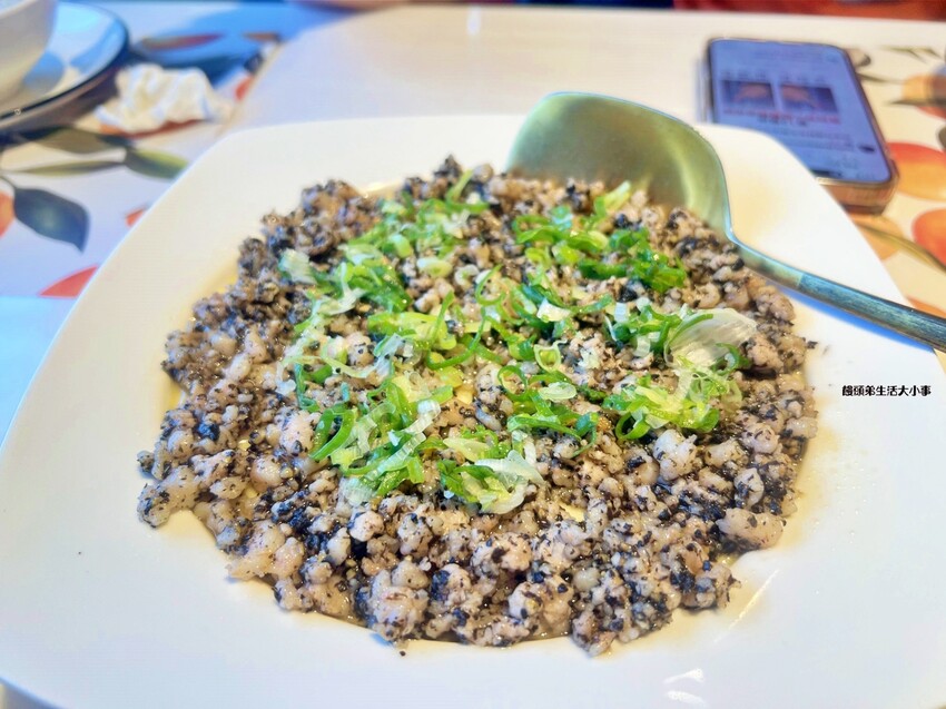 /tmp/phpSllN4s /tmp/phpSllN4s