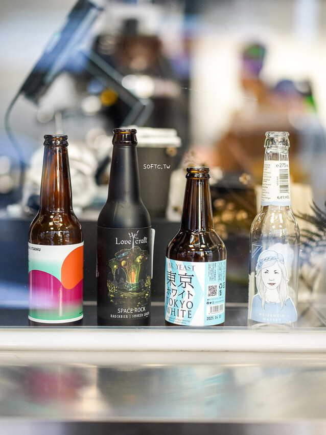 台北市大同區北門咖啡廳「霓裡LOOP IN NEON」現代科技感大稻埕咖啡廳