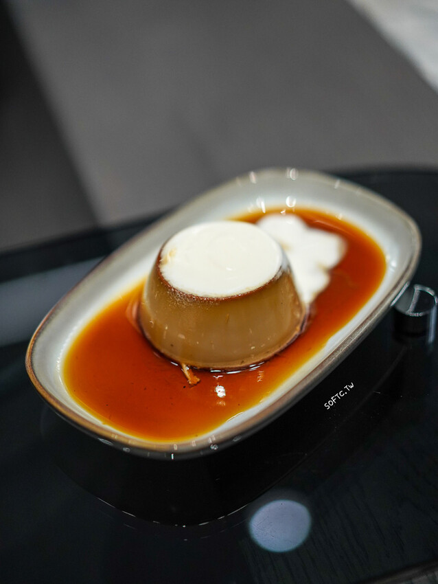 台北市大同區北門咖啡廳「霓裡LOOP IN NEON」現代科技感大稻埕咖啡廳