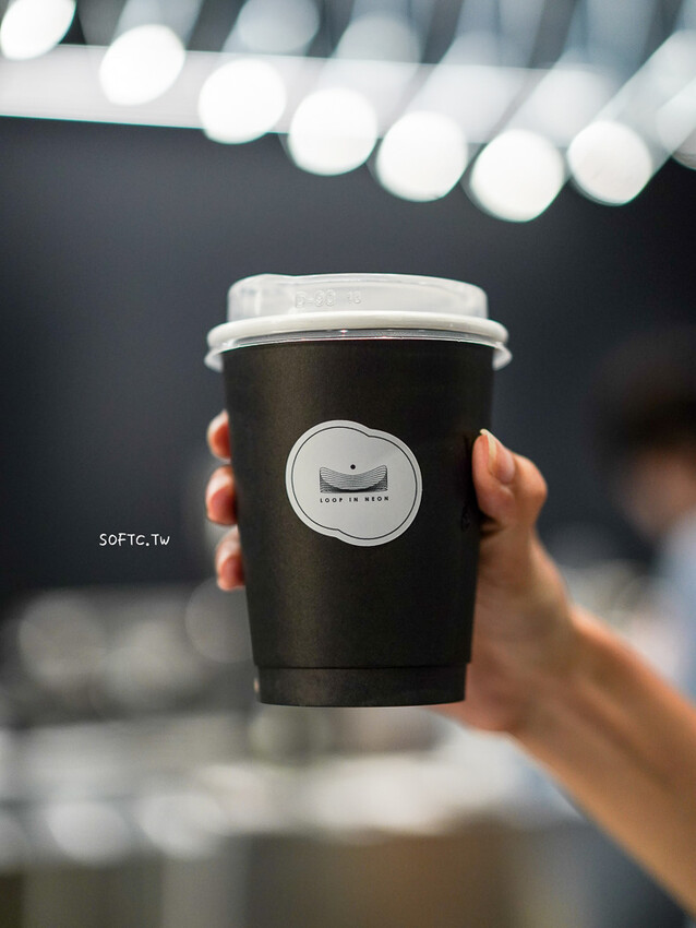 台北市大同區北門咖啡廳「霓裡LOOP IN NEON」現代科技感大稻埕咖啡廳
