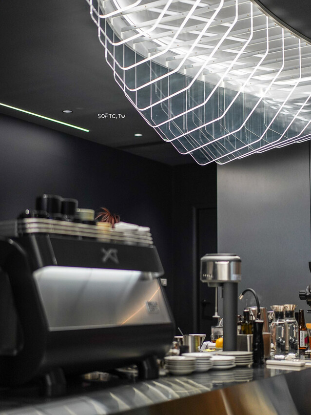 台北市大同區北門咖啡廳「霓裡LOOP IN NEON」現代科技感大稻埕咖啡廳