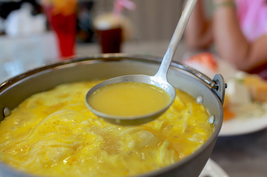 屏東縣枋寮鄉吃。屏東縣｜枋寮鄉。「愛琴海岸海景精品民宿-枋寮店」新店報報!!!!!枋寮漁港超質感民宿，俯瞰枋寮漁港享用