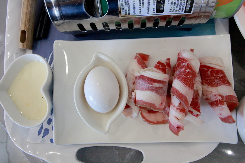 屏東縣枋寮鄉吃。屏東縣｜枋寮鄉。「愛琴海岸海景精品民宿-枋寮店」新店報報!!!!!枋寮漁港超質感民宿，俯瞰枋寮漁港享用