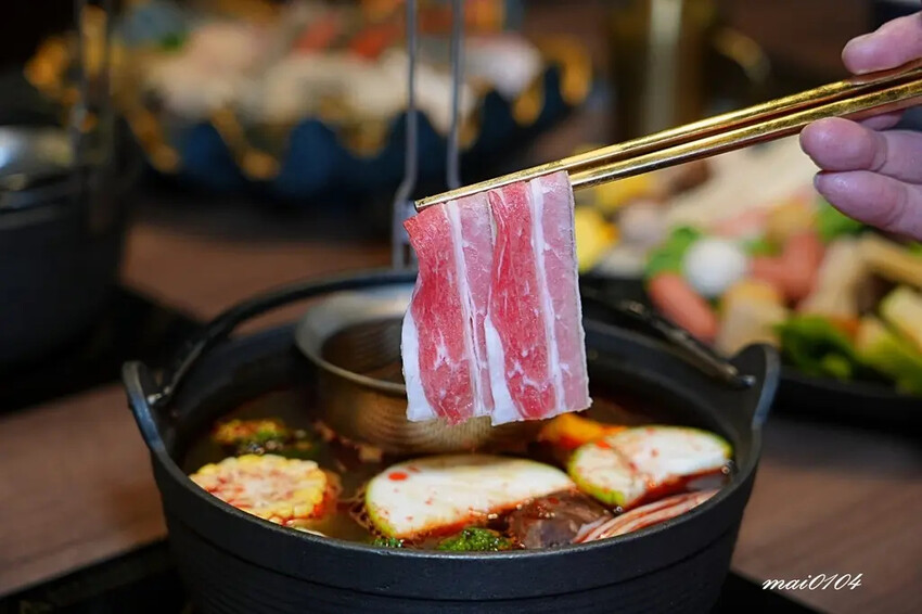 桃園鍋物推薦｜桃園火鍋 金蒔鍋物～鍋物套餐享開胃菜、冰沙、甜