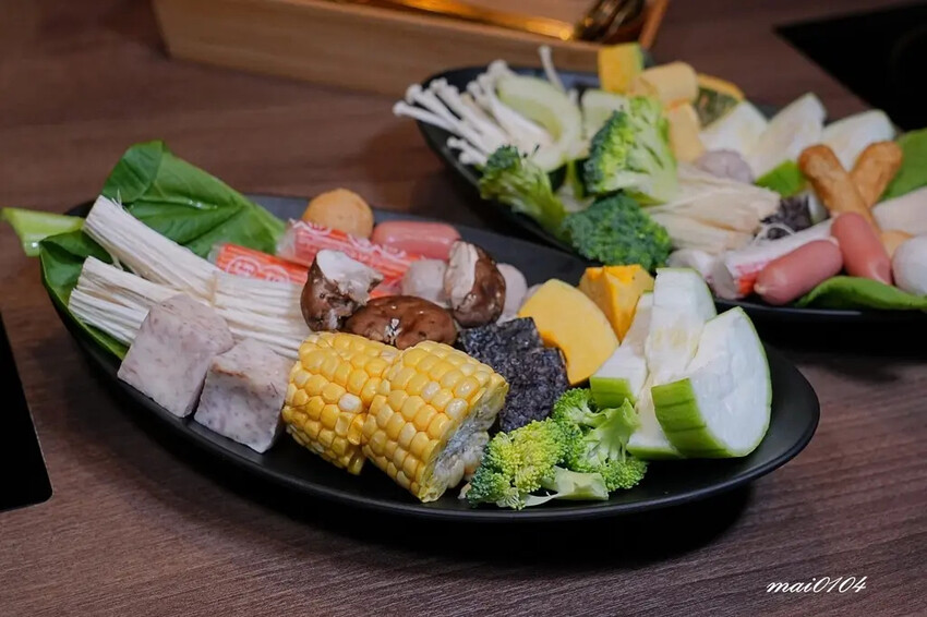 桃園鍋物推薦｜桃園火鍋 金蒔鍋物～鍋物套餐享開胃菜、冰沙、甜