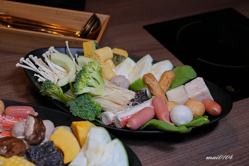 桃園鍋物推薦｜桃園火鍋 金蒔鍋物～鍋物套餐享開胃菜、冰沙、甜