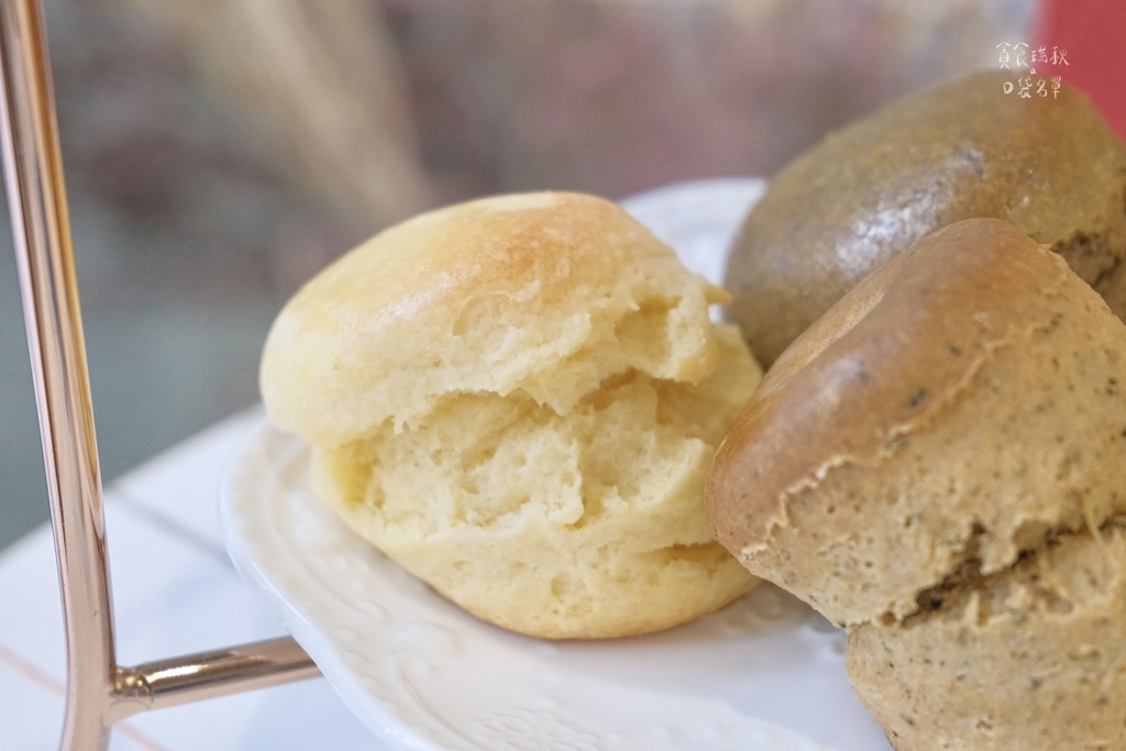 台中北屯｜顛覆你對司康的印象！鬆綿不乾口又超保水～果香花香茶