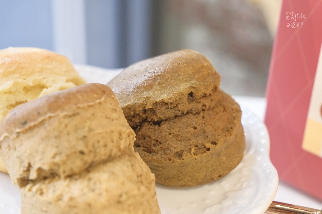 台中北屯｜顛覆你對司康的印象！鬆綿不乾口又超保水～果香花香茶