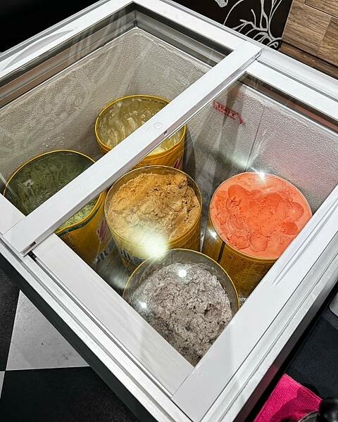 LINE_ALBUM_飢餓小唐_240831_46