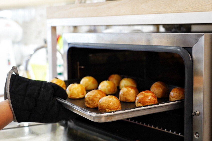 桃園藏很深法式蛋黃酥！咖啡拿鐵蛋黃酥才214大卡！還有手作麵包25元～