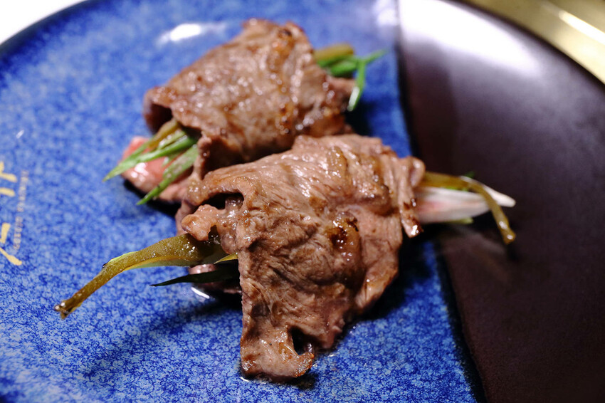 終於來台北了！台中人氣燒肉「老井」插旗信義區，30公分厚切牛