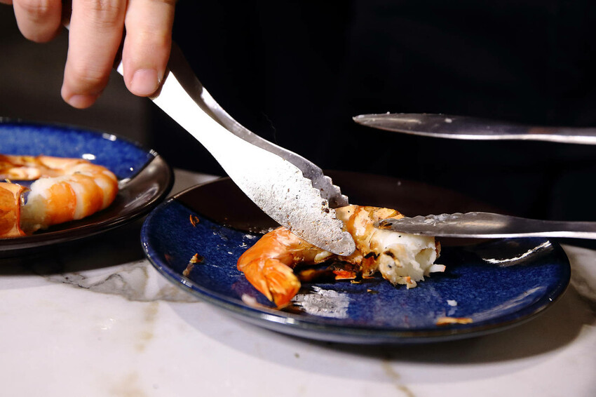 終於來台北了！台中人氣燒肉「老井」插旗信義區，30公分厚切牛