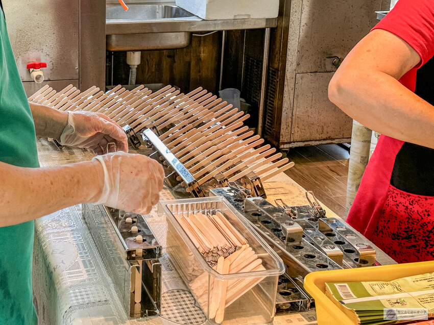 天然無添加的水果冰棒!深山裡的隱藏版美味,高達95%新鮮果泥製成,嚴選在地小農水果,這份清涼讓人一口接一口停不下來。