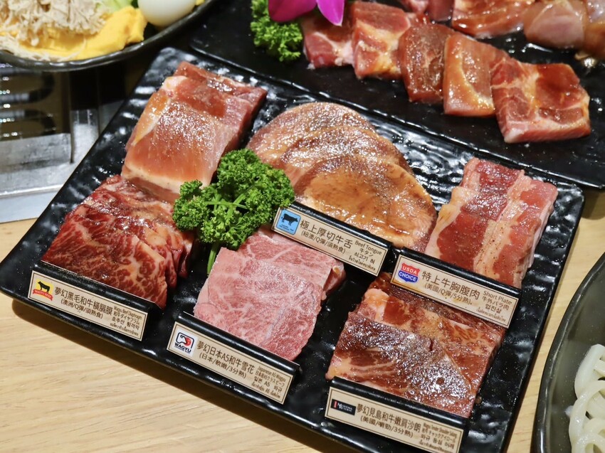 燒肉ChaCha|最高CP值個人燒肉，最低$390爽吃豐富歡樂吧。新店裕隆城餐廳推薦 – 艾瑞絲的吃貨日常