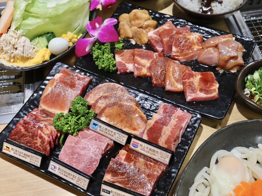 燒肉ChaCha|最高CP值個人燒肉，最低$390爽吃豐富歡樂吧。新店裕隆城餐廳推薦 – 艾瑞絲的吃貨日常
