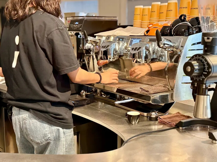 Semi Club分號俱樂部 (7).jpg