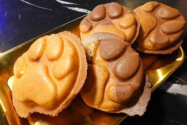 台北市內湖區【美食】串香殿串燒，烤串？台式？我全都要！港墘美食、內湖美食