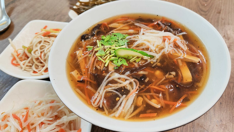 台中市南區台中南區|晨安餃子素食館 :10款蔬食餃子讓人驚艷