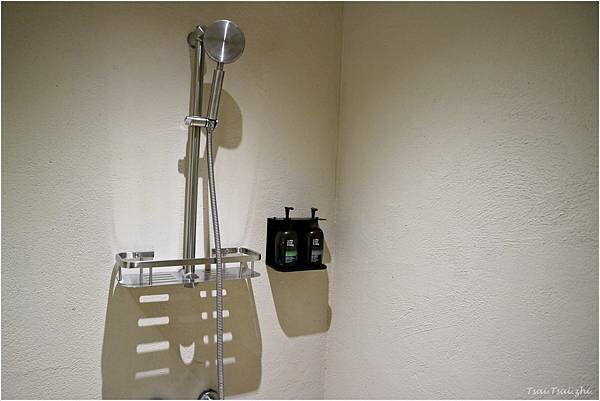 [宜蘭住宿]宜蘭東旅（寵物友善旅館）|低調日式侘寂與清水模風