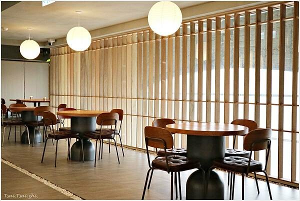 [宜蘭住宿]宜蘭東旅（寵物友善旅館）|低調日式侘寂與清水模風