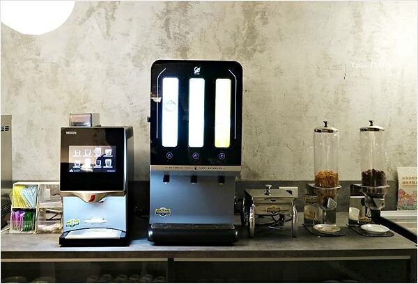 [宜蘭住宿]宜蘭東旅（寵物友善旅館）|低調日式侘寂與清水模風