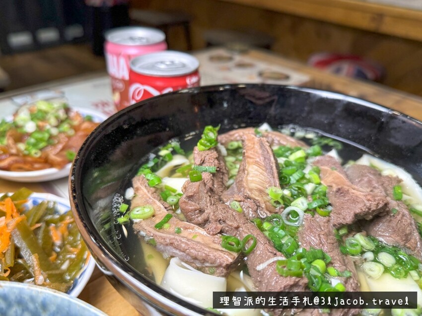 2024最新 桃園美食開箱 》中壢清牛堂牛肉麵 I 一間牛肉極嫩、也有不吃牛餐點的清燉牛肉麵店 I 桃園牛肉麵推薦 I 中壢美食地圖 - 理智派的生活手札