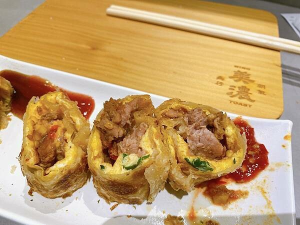 【台中 早餐】朝氣美濃-向心南店,在地的早餐店。酥皮蛋餅是普