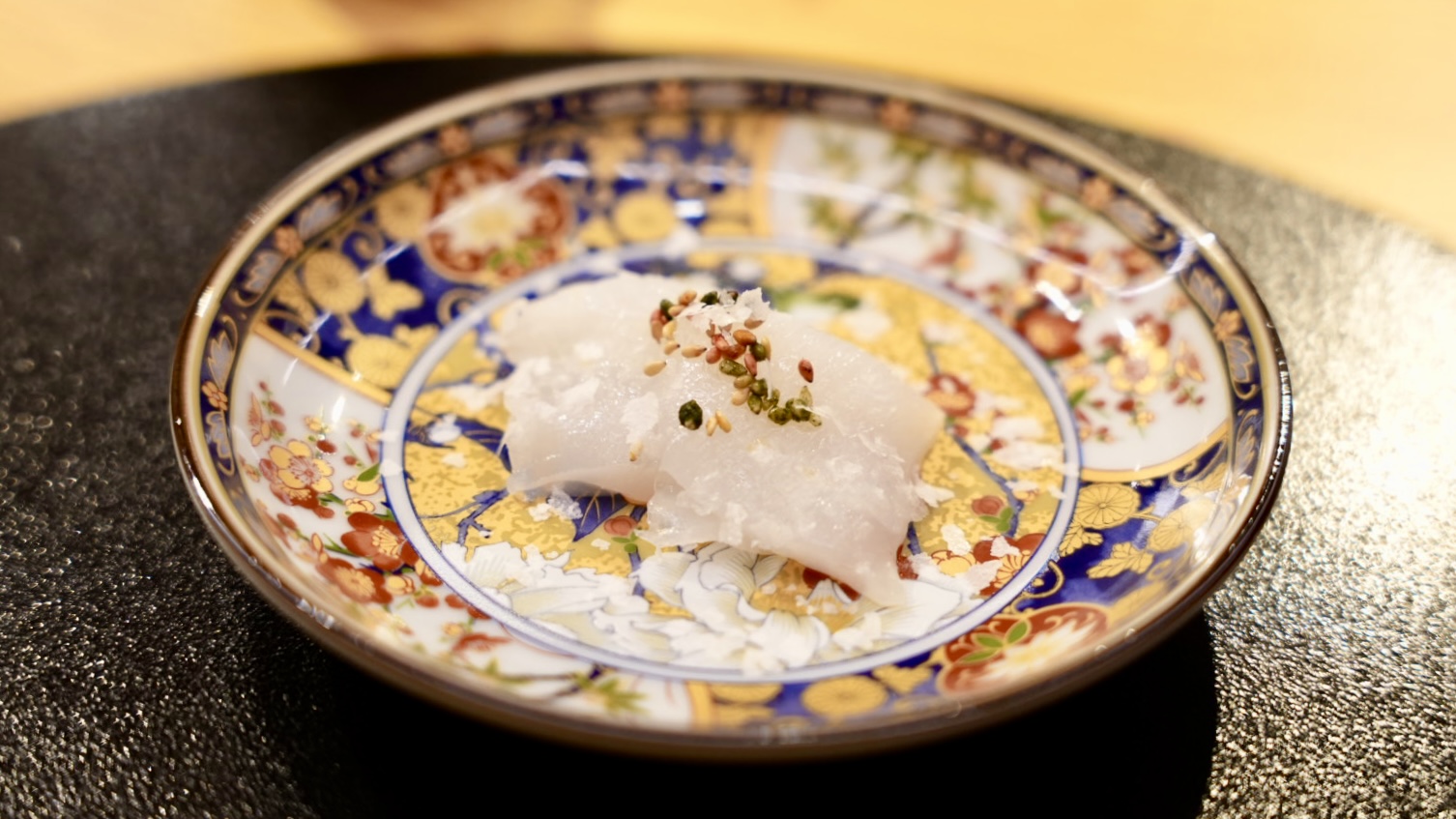 台中蟹割烹！板前現殺活體松葉蟹，品味海之極致珍饈～