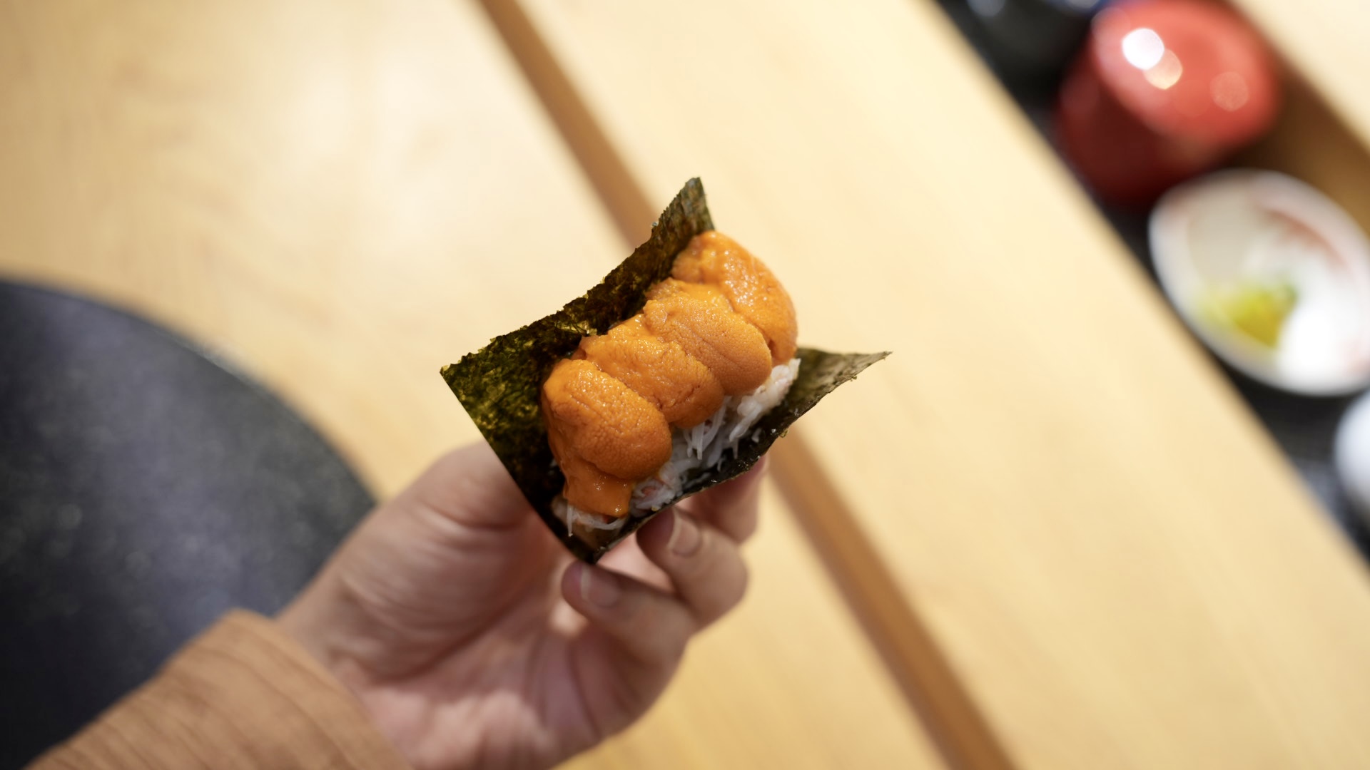 台中蟹割烹！板前現殺活體松葉蟹，品味海之極致珍饈～