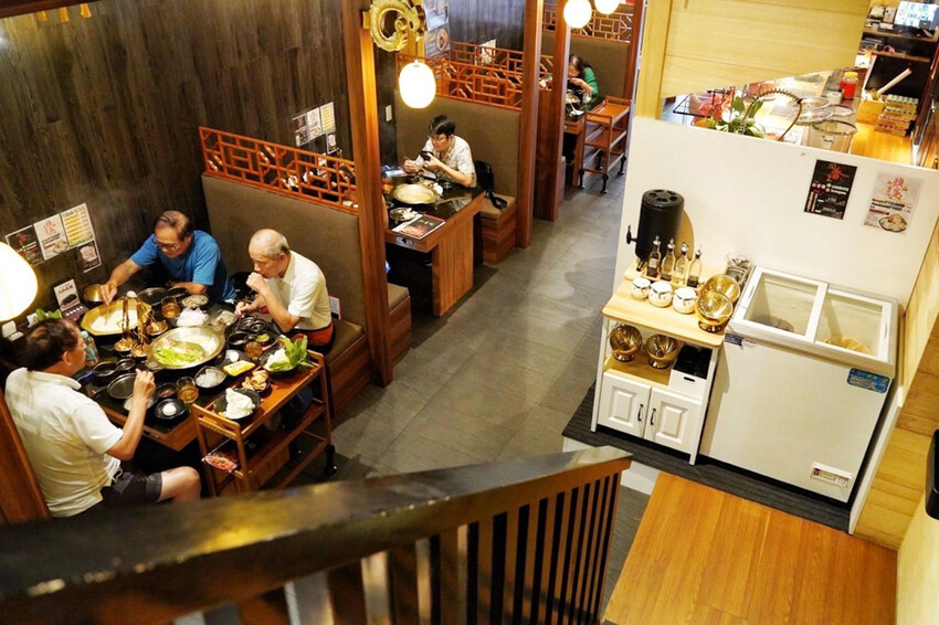 中壢新開麻辣鍋！單人套餐368元自助區吃到飽～現煮日本黑蜆好鮮甜