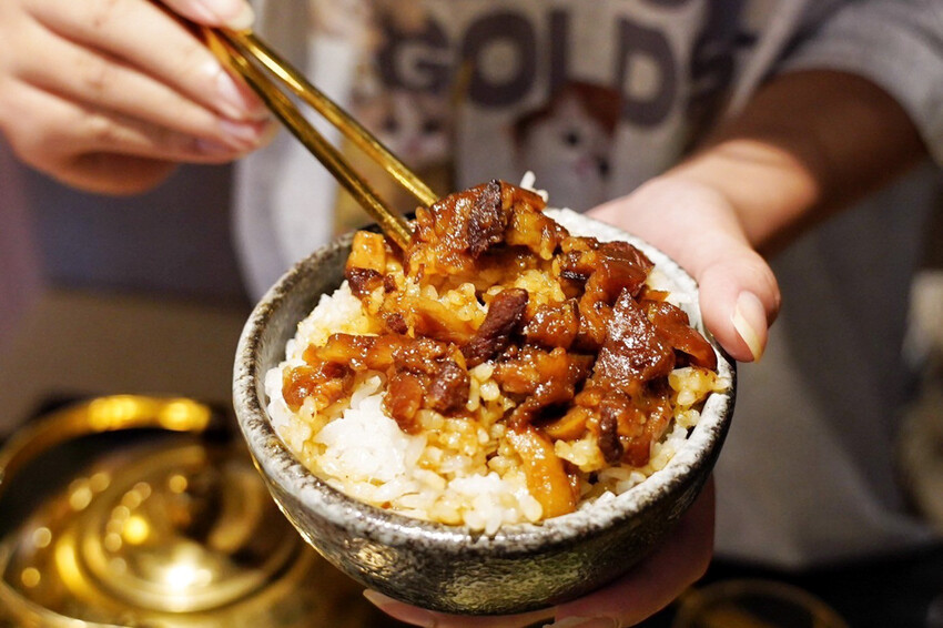 中壢新開麻辣鍋！單人套餐368元自助區吃到飽～現煮日本黑蜆好鮮甜